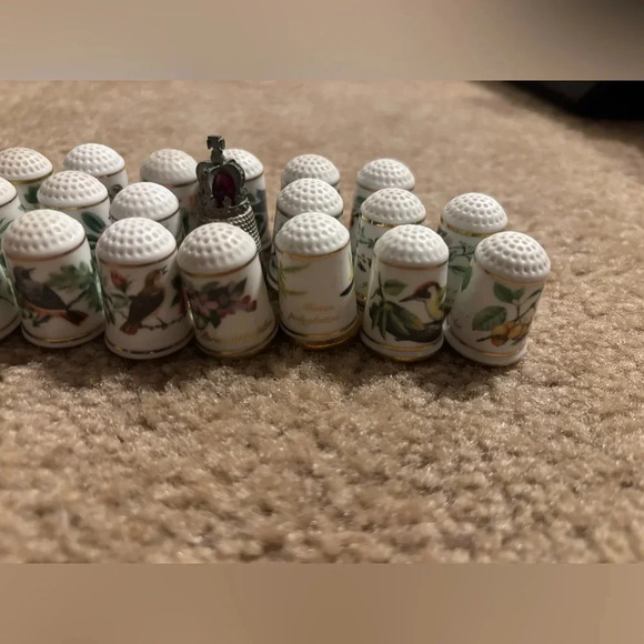 Thimbles Collection Lot Of 26 - Picture 4 of 16